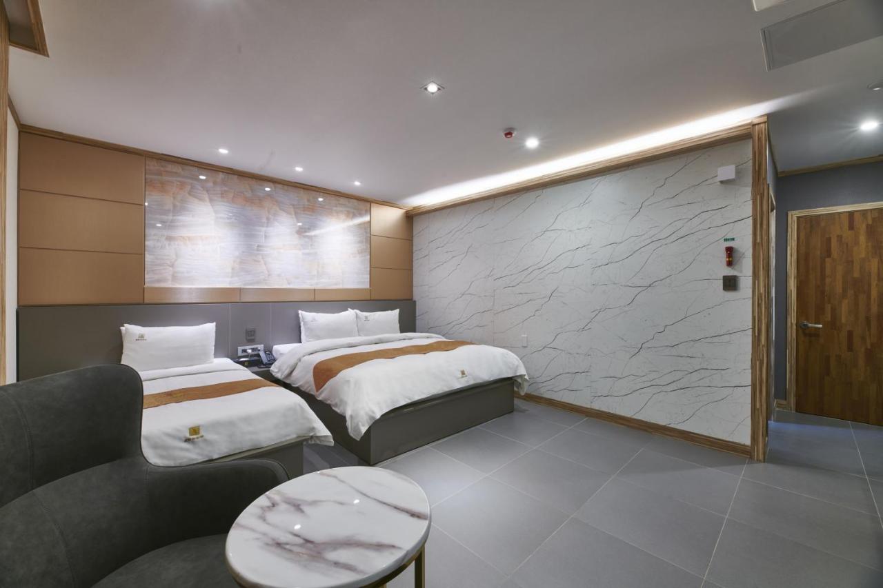 Aura Hotel Ансан Екстер'єр фото