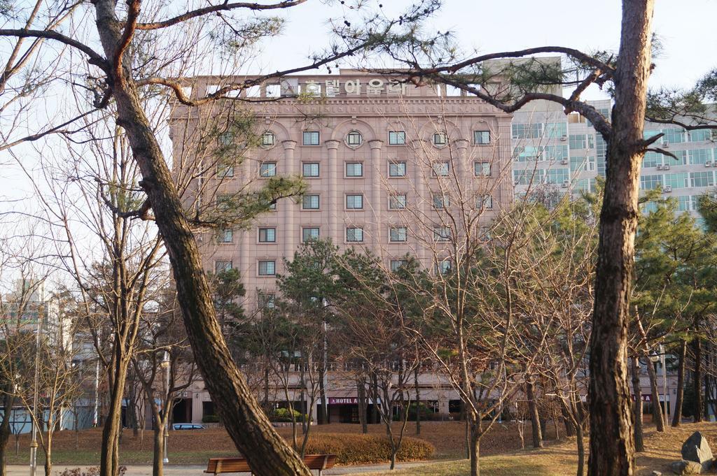 Aura Hotel Ансан Екстер'єр фото
